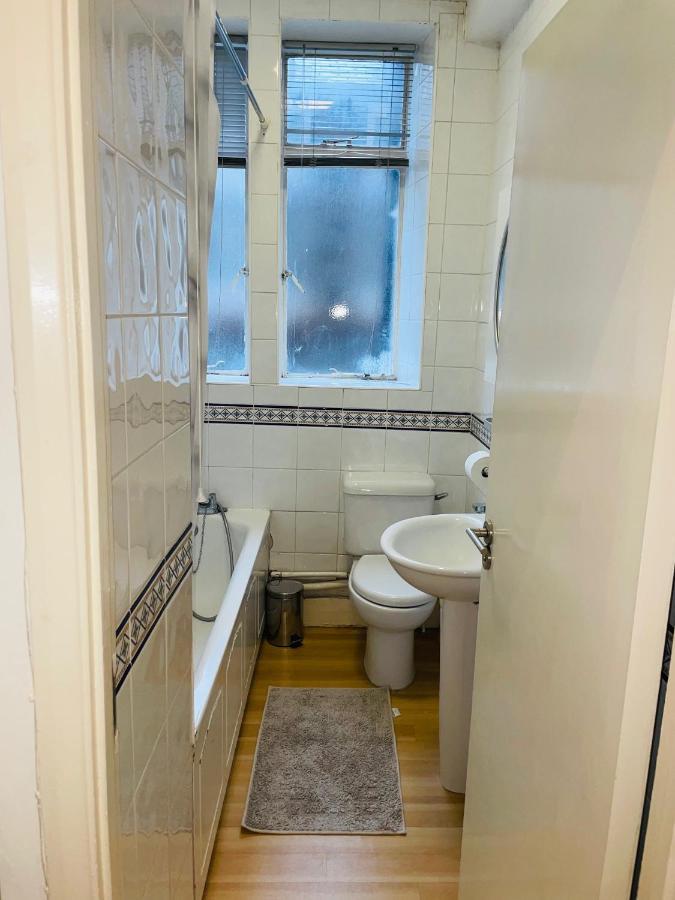 Amazing 2 Bedroom Apartment London Luaran gambar